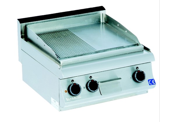 6IE 202P - Grill(1/2Smooth+1/2Ribbed)/Electric Operated